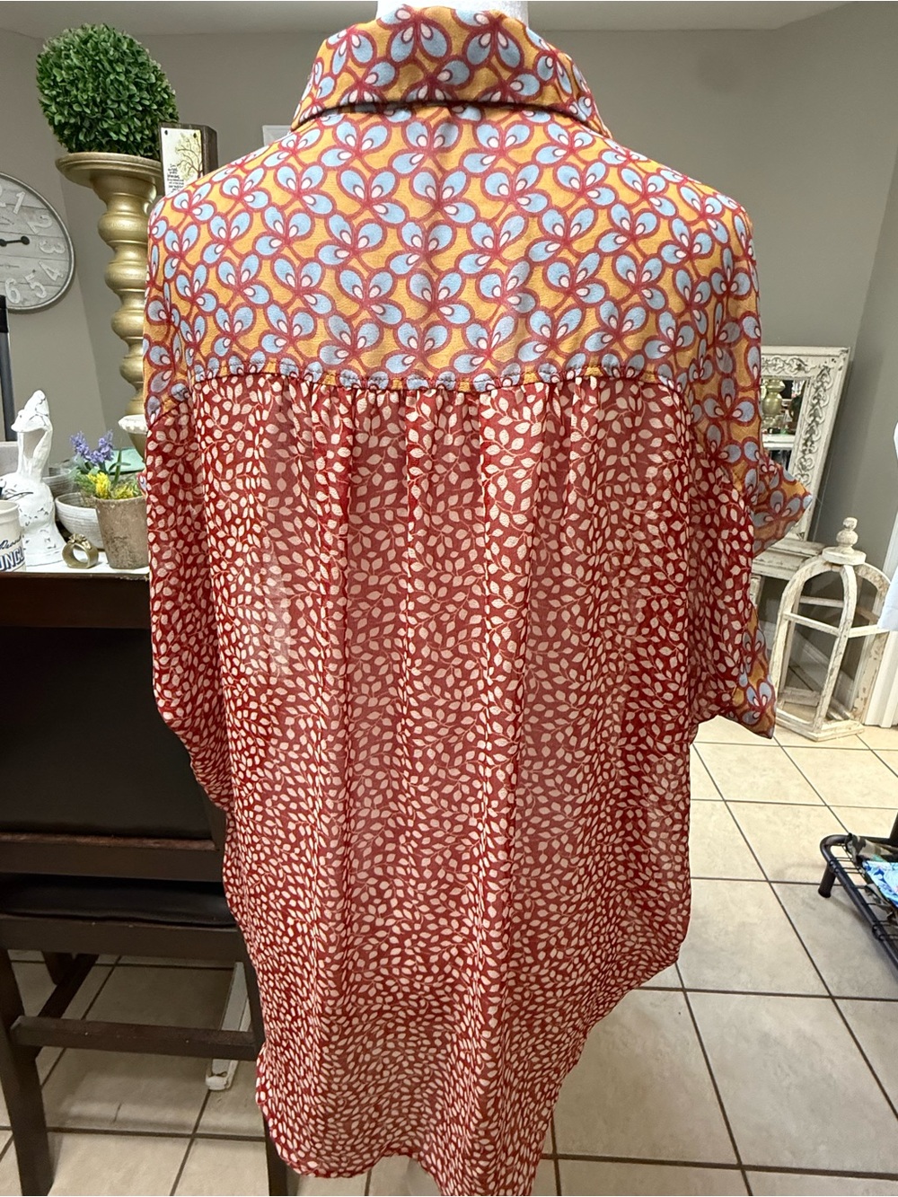JODIFL Red Multi-Print Boho V-Neck Tunic  Size: Medium - Picture 7 of 7